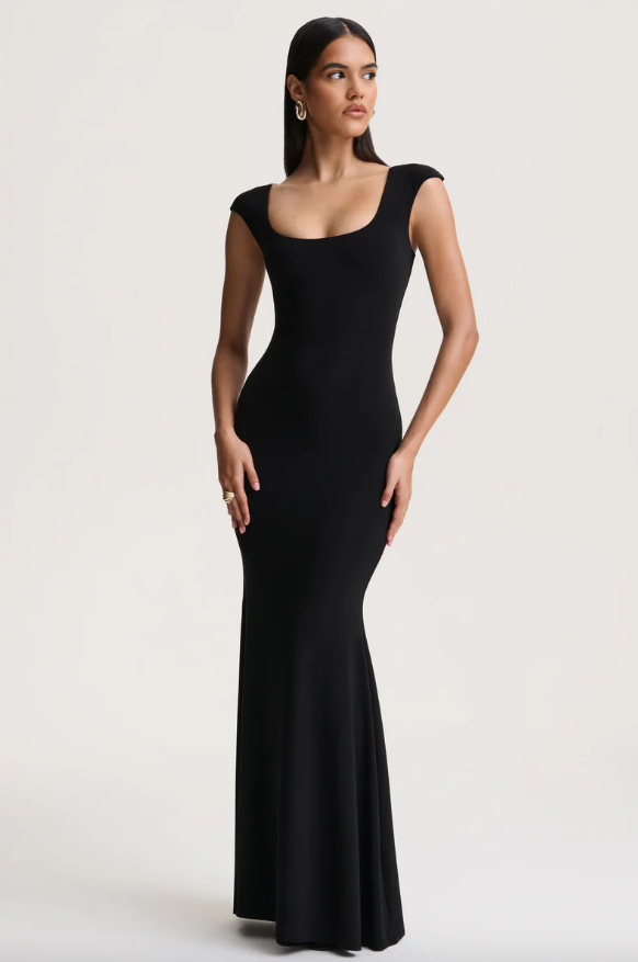 Piper Black Square Neck Maxi Dress Wit Cap-Sleeves